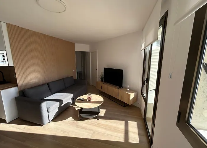 Apartment Coverlin
