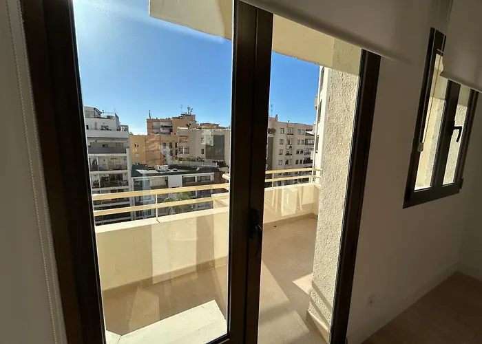 Coverlin Apartment *